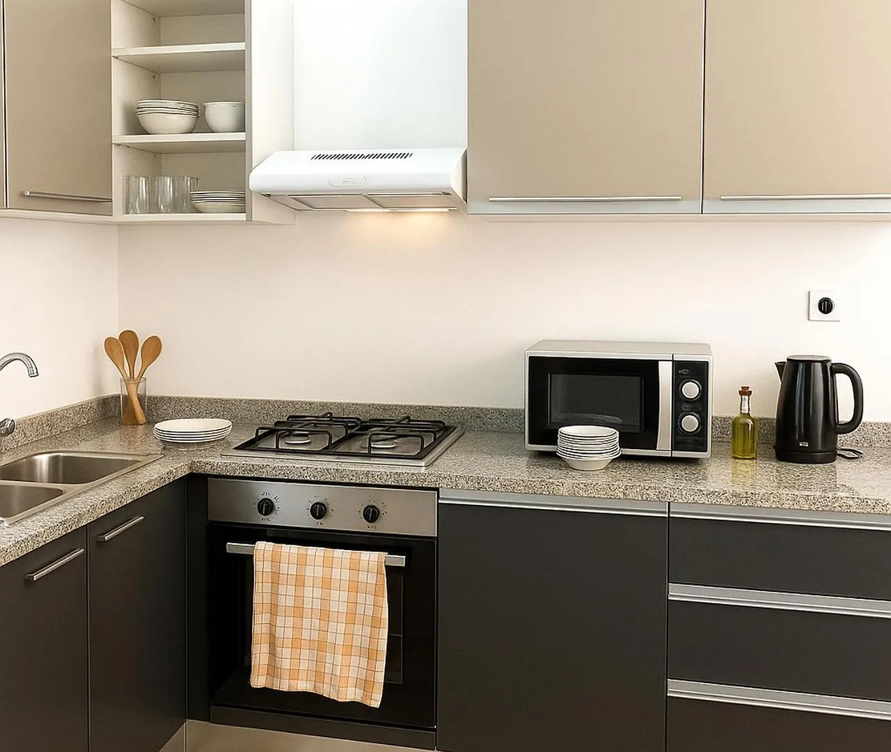 Appartement Elegant Et Securise A Proximite De La Plage De Ngor Dakar Senegal